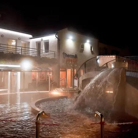 招待所 派兹奥温泉酒店 Mórahalom