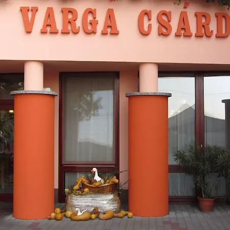 招待所 派兹奥温泉酒店 Mórahalom